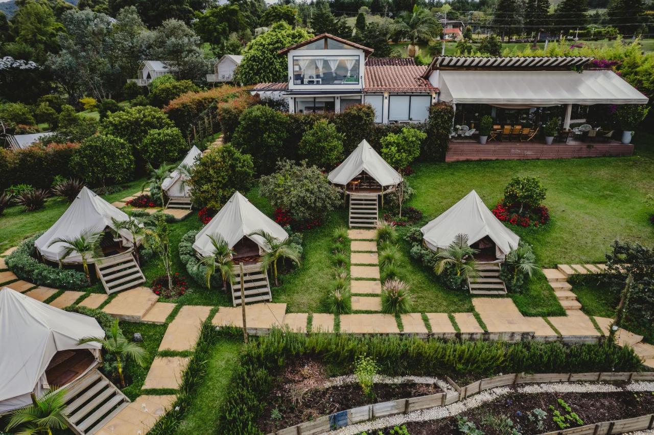 Teva Glamping & Retreat Hotel ริโอเนโกร ภายนอก รูปภาพ