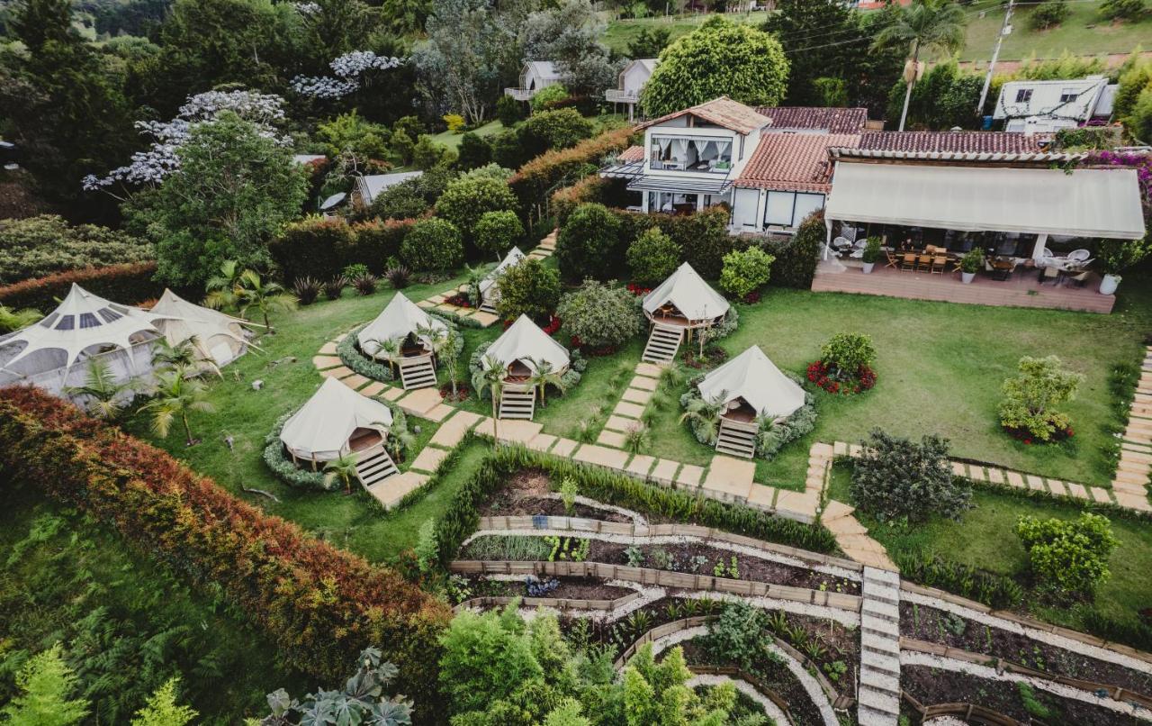Teva Glamping & Retreat Hotel ริโอเนโกร ภายนอก รูปภาพ
